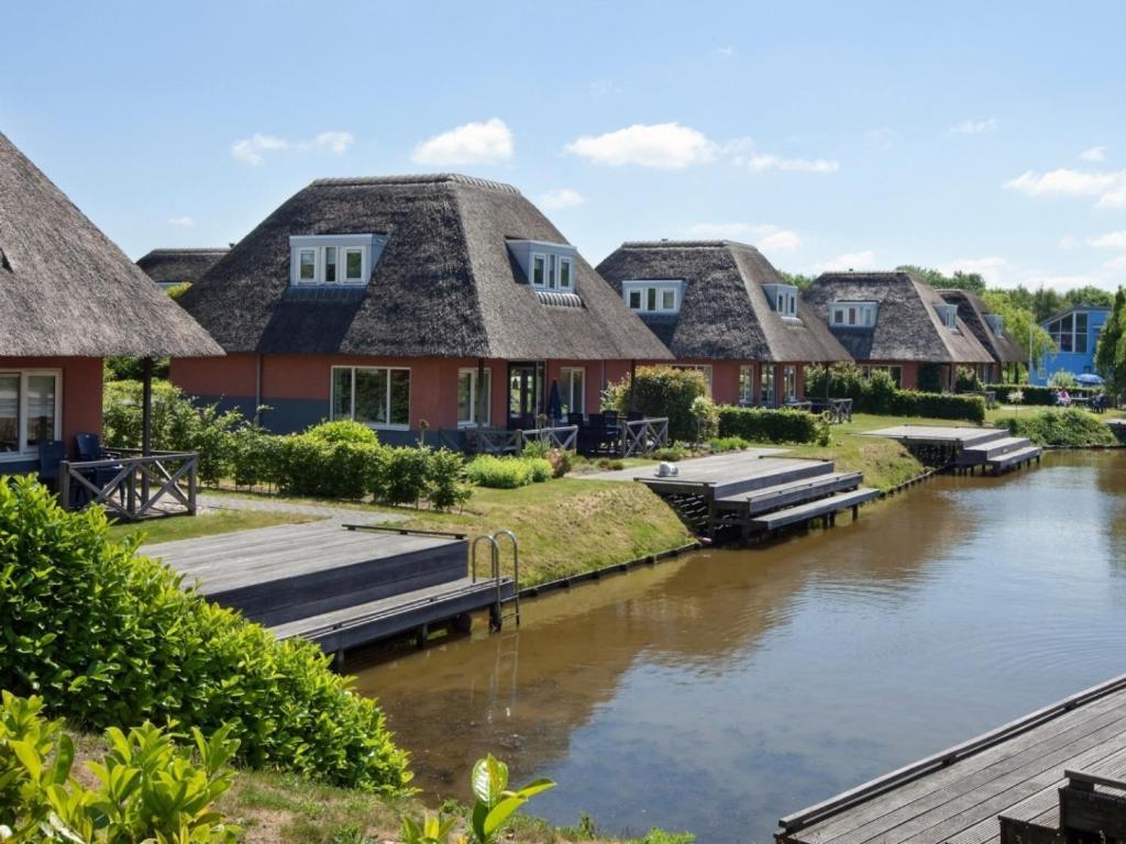 ホテルLandal De Bloemert ザイドラーレン エクステリア 写真